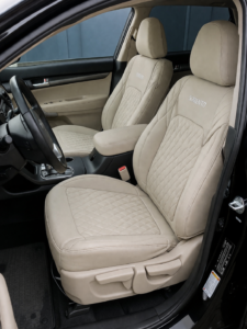 دوشمة سورنتو سبعة راكب 2012 (جلد مثقب بالكامل)